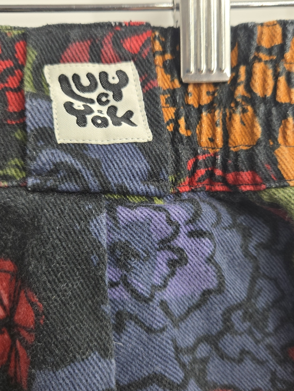 Lucy & Yak Pants Addison Rose Floral Print Denim - Picture 9 of 15